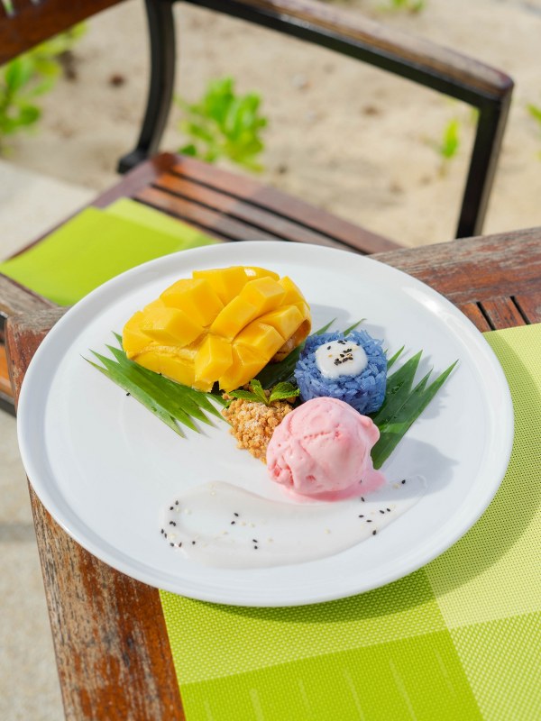 ร้าน Beach Bar at Ibis Samui Bophut (Samui)